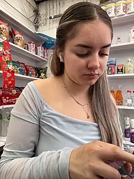 imlindapink online show from 04-24-26, 05:59