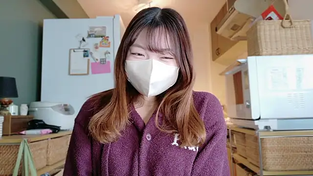 Snapshot of _Yui_ chatting on 10-24-25, 03:25  Yui  online show from 10-24-25, 03:25