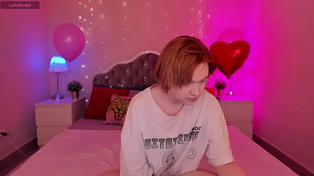 fiamoory online show from 03-09-25, 08:18