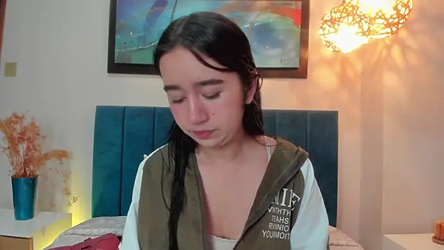 LaraGoldd online show from 11-28-25, 12:46