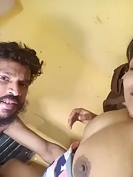 Snapshot of Radhikadavi879 chatting on 01-21-25, 08:54 Radhikadavi879 online show from 01-21-25, 08:54