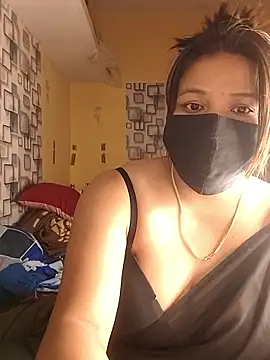 Snapshot of Radhikadavi879 chatting on 09-27-25, 05:40 Radhikadavi879 online show from 09-27-25, 05:40