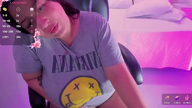 Snapshot of JulietaKane chatting on 02-08-25, 10:50 JulietaKane online show from 02-08-25, 10:50