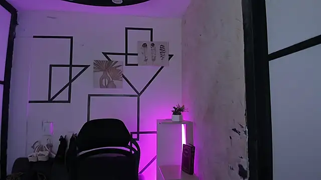 Snapshot of JulietaKane chatting on 09-12-25, 04:23 JulietaKane online show from 09-12-25, 04:23