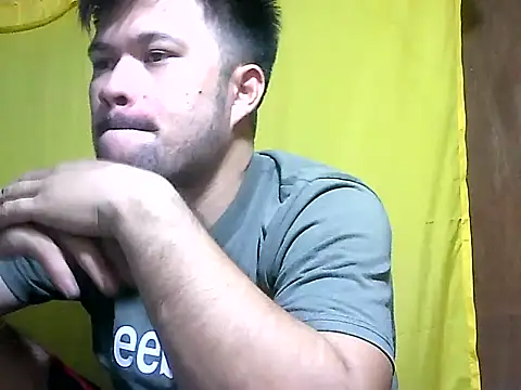 Snapshot of HairyHottestpinoyHandsome chatting on 07-09-26, 12:42 HairyHottestpinoyHandsome online show from 07-09-26, 12:42