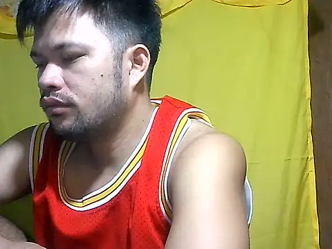 Snapshot of HairyHottestpinoyHandsome chatting on 07-11-26, 12:46 HairyHottestpinoyHandsome online show from 07-11-26, 12:46