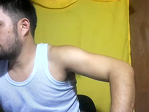 Snapshot of HairyHottestpinoyHandsome chatting on 07-15-26, 12:32 HairyHottestpinoyHandsome online show from 07-15-26, 12:32