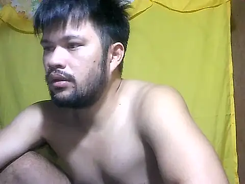Snapshot of HairyHottestpinoyHandsome chatting on 07-25-26, 04:32 HairyHottestpinoyHandsome online show from 07-25-26, 04:32