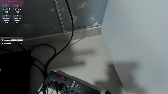 Snapshot of TOWERS21_ chatting on 02-18-25, 02:05 TOWERS21 online show from 02-18-25, 02:05