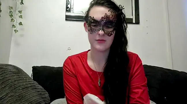 LexiSnowUK online show from 01-05-25, 02:41