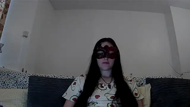 LexiSnowUK online show from 12-23-25, 10:02