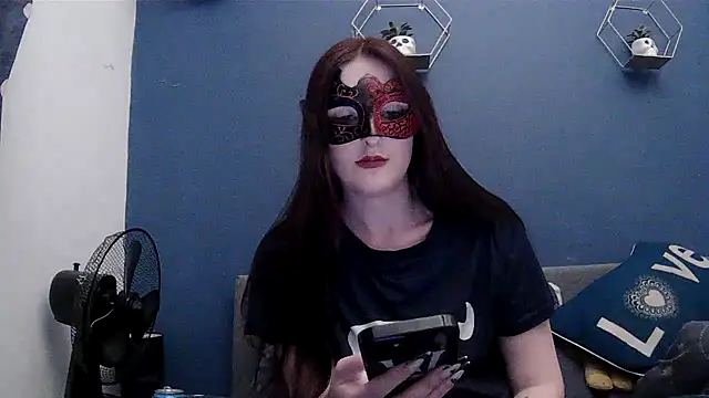 LexiSnowUK online show from 04-02-26, 08:28