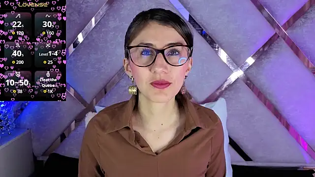  jade white  online show from 01-09-26, 01:47