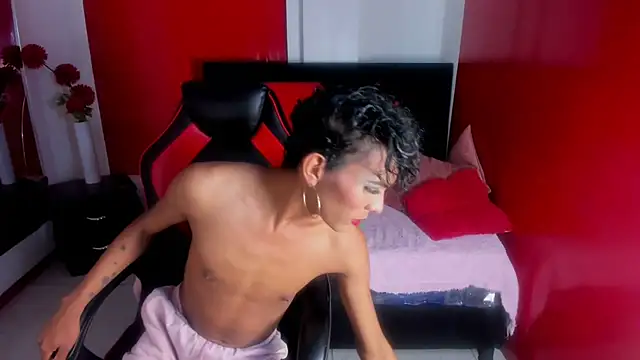 Strella ferrera online show from 03-02-25, 04:39