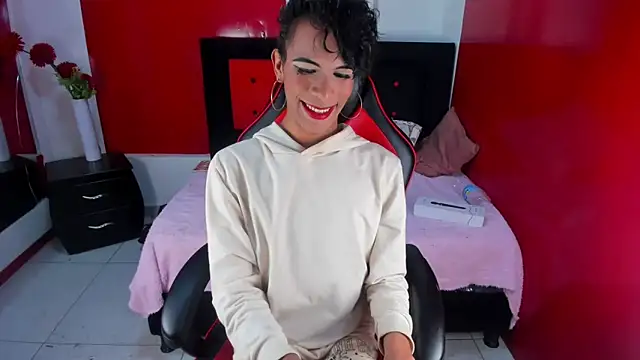 Strella ferrera online show from 03-04-25, 04:27