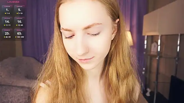 EsmaCarll online show from 01-09-25, 08:22