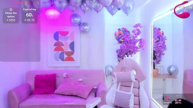 Snapshot of Tiara_rr chatting on 09-12-25, 07:25 Tiara rr online show from 09-12-25, 07:25