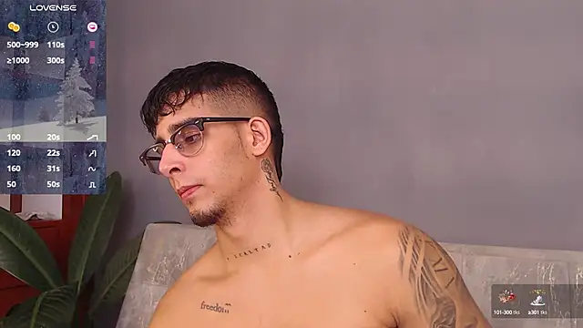 iamcamiloo  online show from 12-12-24, 03:43