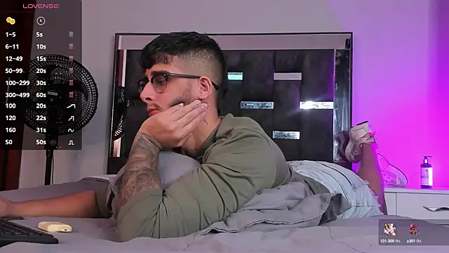 iamcamiloo  online show from 02-19-25, 03:06