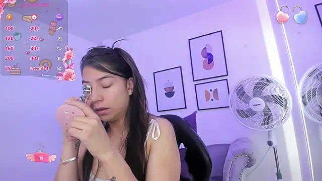 Ema louis  online show from 01-28-25, 12:43