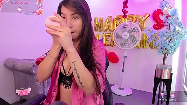 Ema louis  online show from 02-18-25, 12:28