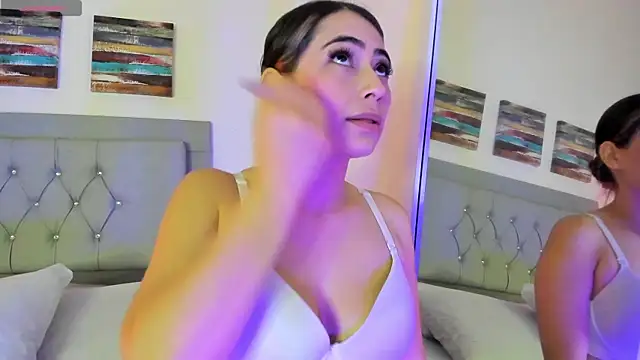 Snapshot of samanthasweeth chatting on 01-06-25, 01:41 samanthasweeth online show from 01-06-25, 01:41