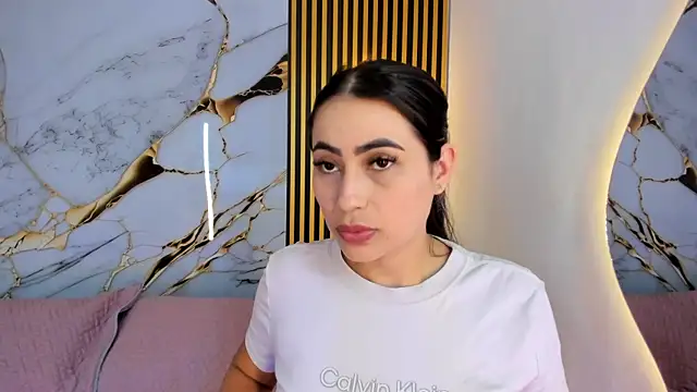 Snapshot of samanthasweeth chatting on 09-18-25, 08:33 samanthasweeth online show from 09-18-25, 08:33