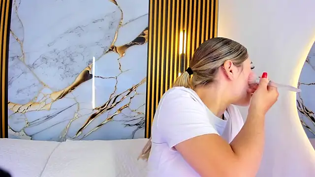 Snapshot of samanthasweeth chatting on 09-29-25, 07:40 samanthasweeth online show from 09-29-25, 07:40