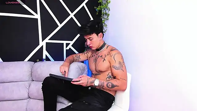 JUSTIN FULLER1 online show from 02-24-25, 11:30