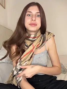 emma05 online show from 01-23-25, 07:18