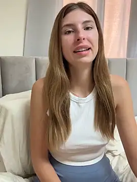 emma05 online show from 11-22-25, 07:29