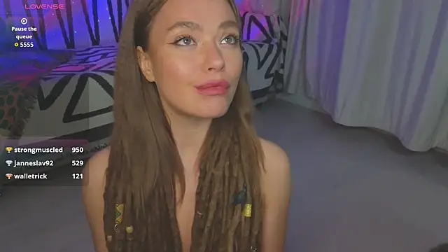 KellyFouler online show from 04-18-26, 07:07