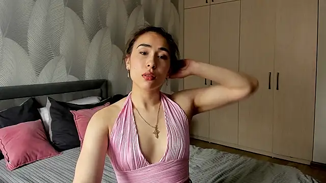 Bambiii bby online show from 06-11-26, 07:06