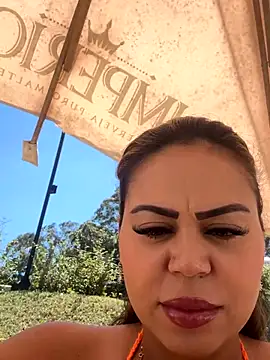 lariic online show from 09-26-25, 01:48