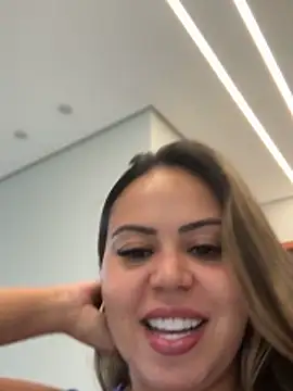 lariic online show from 02-19-26, 08:38