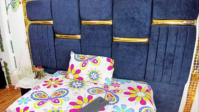 skaysanchez1 online show from 10-11-25, 07:45