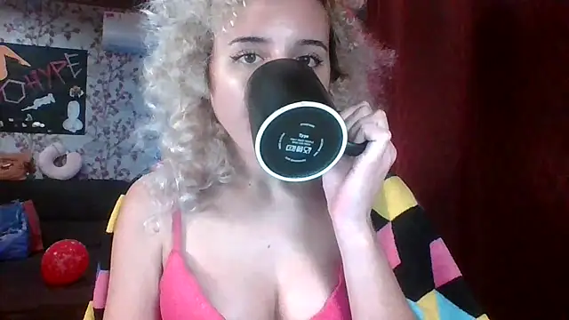 Puregirlaa online show from 01-23-25, 07:40