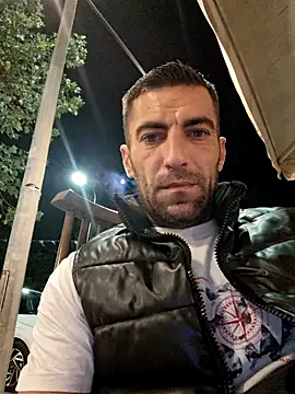 Snapshot of Greecefuck chatting on 10-05-25, 05:22 Greecefuck online show from 10-05-25, 05:22