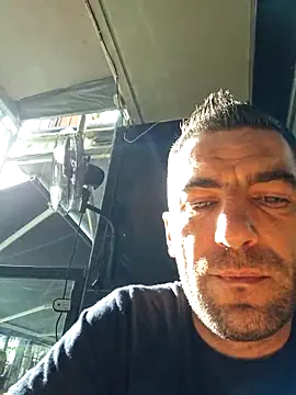 Snapshot of Greecefuck chatting on 11-11-25, 10:37 Greecefuck online show from 11-11-25, 10:37