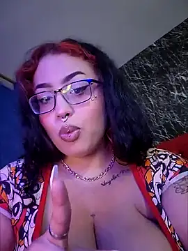 Snapshot of TattooedJenn chatting on 03-08-25, 06:21 TattooedJenn online show from 03-08-25, 06:21