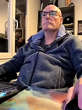 bogland33 online show from 03-11-25, 08:09