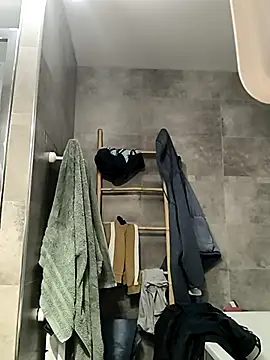 bogland33 online show from 09-30-25, 06:02