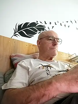 bogland33 online show from 02-13-26, 10:00