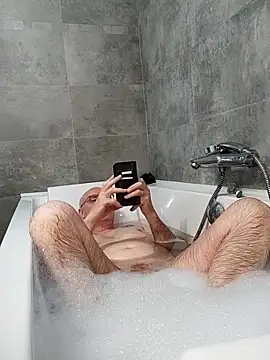 bogland33 online show from 04-19-26, 08:13