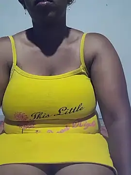 Snapshot of kumaricapalsex2 chatting on 12-17-24, 05:15 kumaricapalsex2 online show from 12-17-24, 05:15