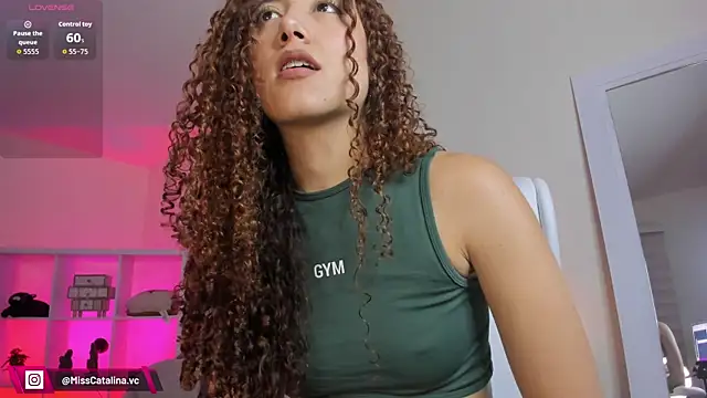 Snapshot of miss_catalinaa chatting on 06-19-26, 12:31 miss catalinaa online show from 06-19-26, 12:31