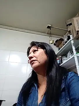 carolina linarez69 online show from 04-23-26, 11:40