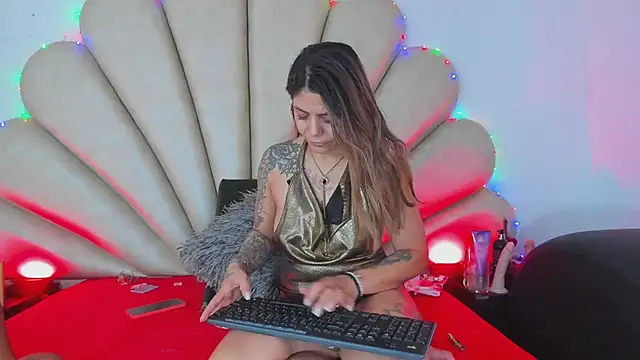 Anna  Spencer online show from 02-12-25, 06:30