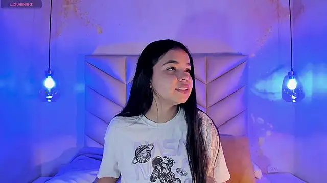 AuroraFiore online show from 02-20-25, 11:32