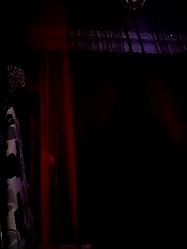 Snapshot of HungJonny99 chatting on 10-02-25, 12:06 HungJonny99 online show from 10-02-25, 12:06